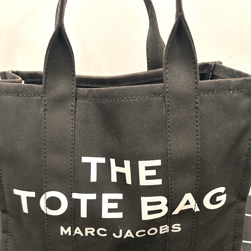 Marc Jacobs tote